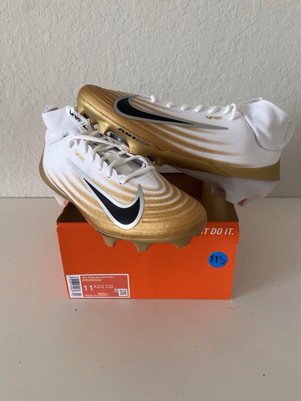 Men’s Sz 11.5 Nike‎ Zoom Air Vapor Pro 1 Football Cleats FB3298-103 White Gold